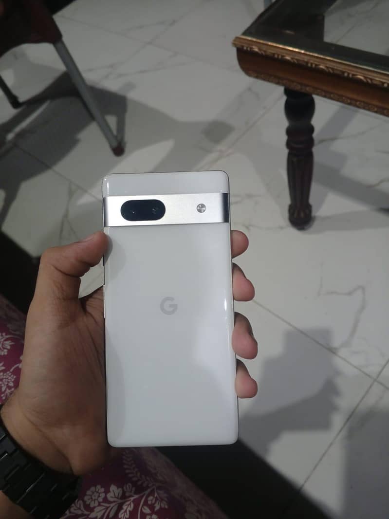 Google Pixel 7a 2