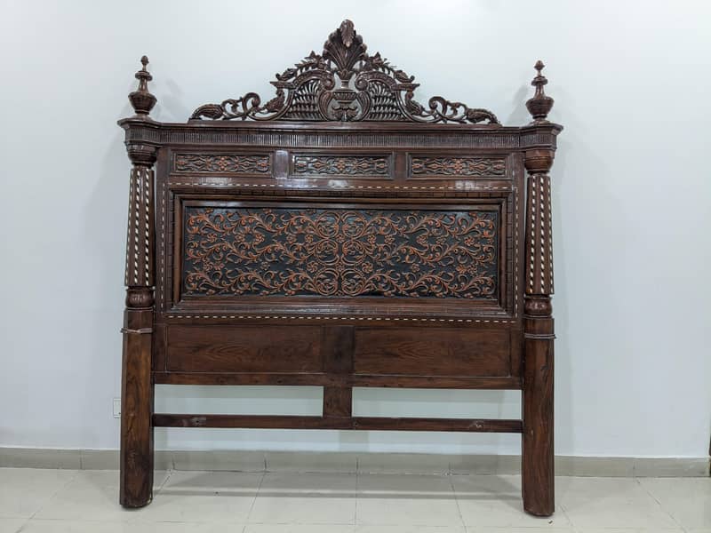 Chinioti Bed Set/2 Side tables/Dressing Table 1