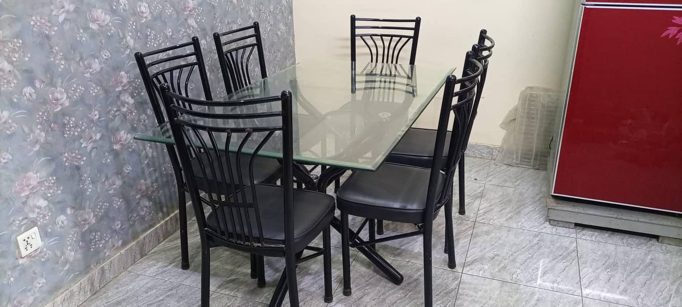 Dining table 4