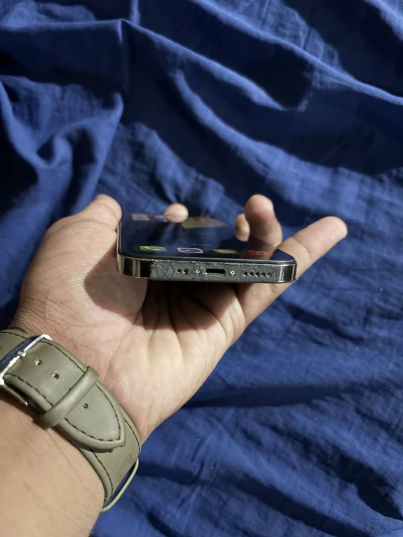 iPhone 12 Pro 2