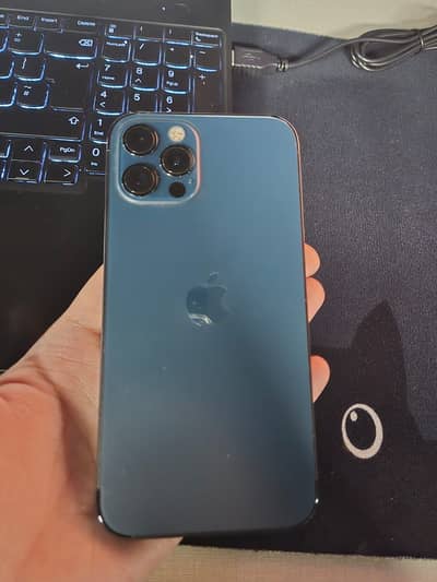 iPhone 12 Pro (128 GB) – Pacific Blue – Excellent Condition