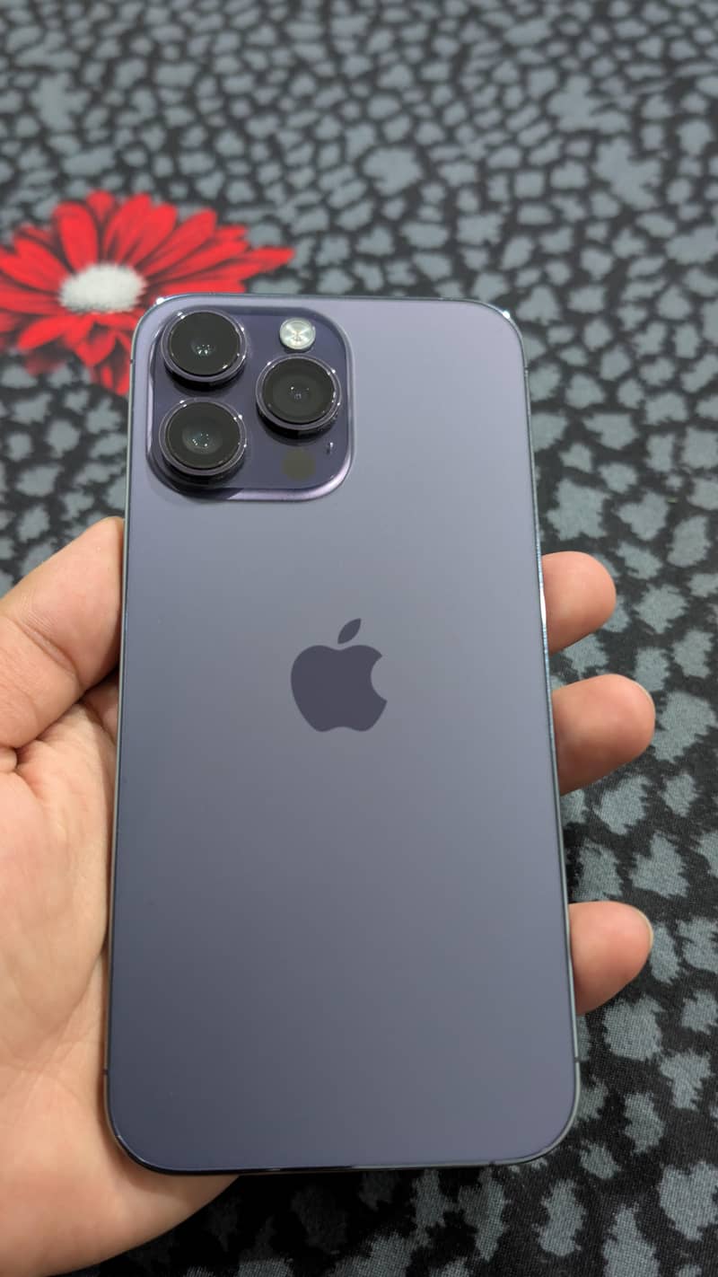 Apple iPhone 14 Pro Max 0