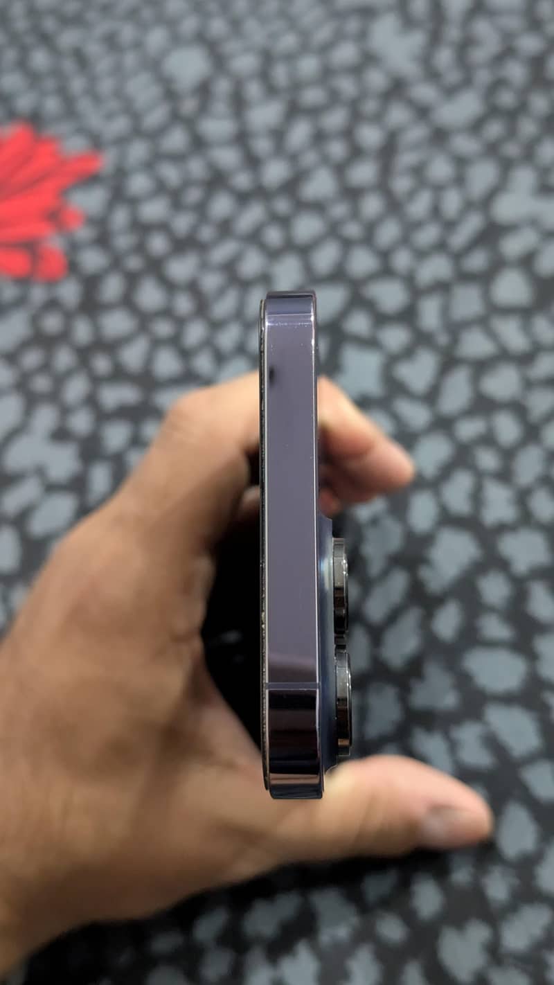 Apple iPhone 14 Pro Max 2