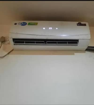 PEL 1 TON AC Inverter (Heat and Cold)