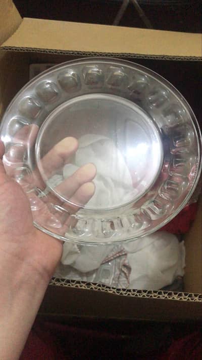Plate (Glasses)