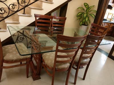 6 sitter dining table with glass top