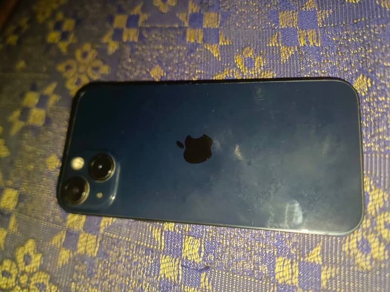 Apple iPhone 13 2