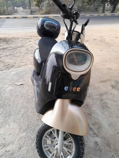 evee scoter