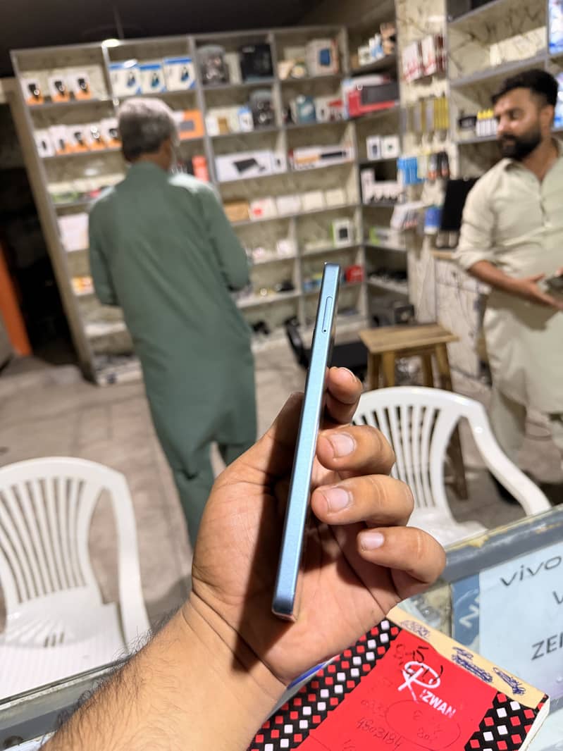 Redmi note 13 pro 4