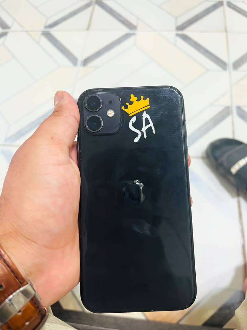 Apple iPhone 11 3