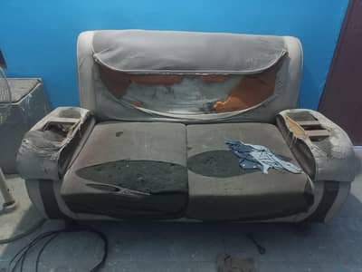 2,1,1 used sofa set