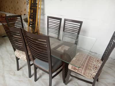 Elegant 6-Seater Dining Table Set – Good Condition