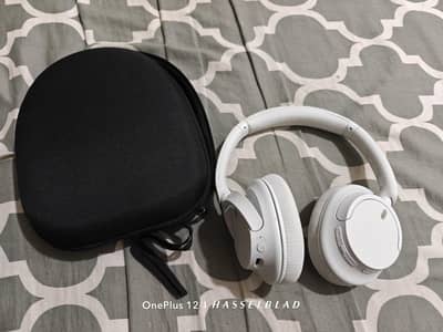 Sony WH-CH720N Wireless Noise Canceling Headphones – Mint Condition