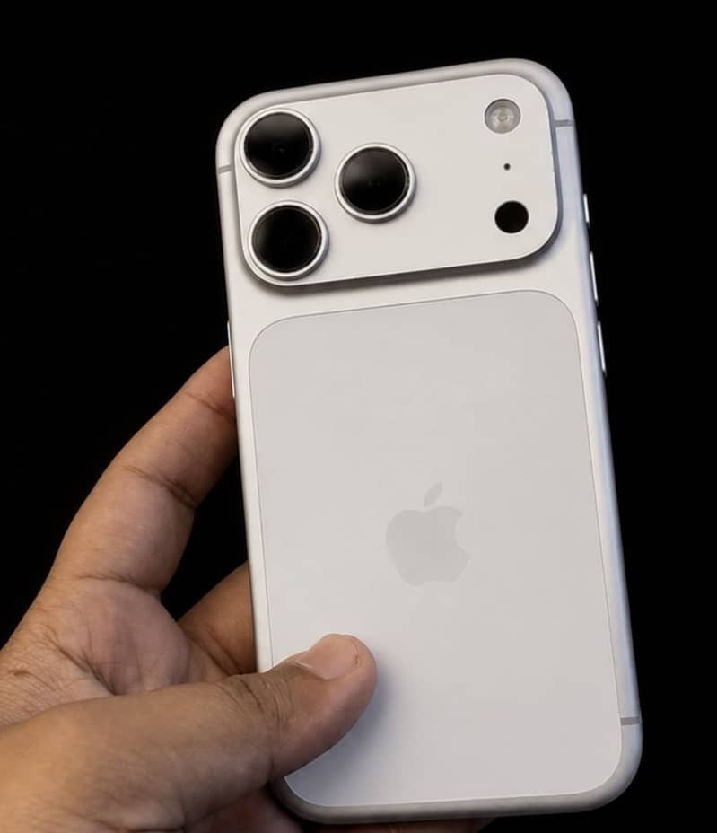 Apple iPhone 17 Pro 1