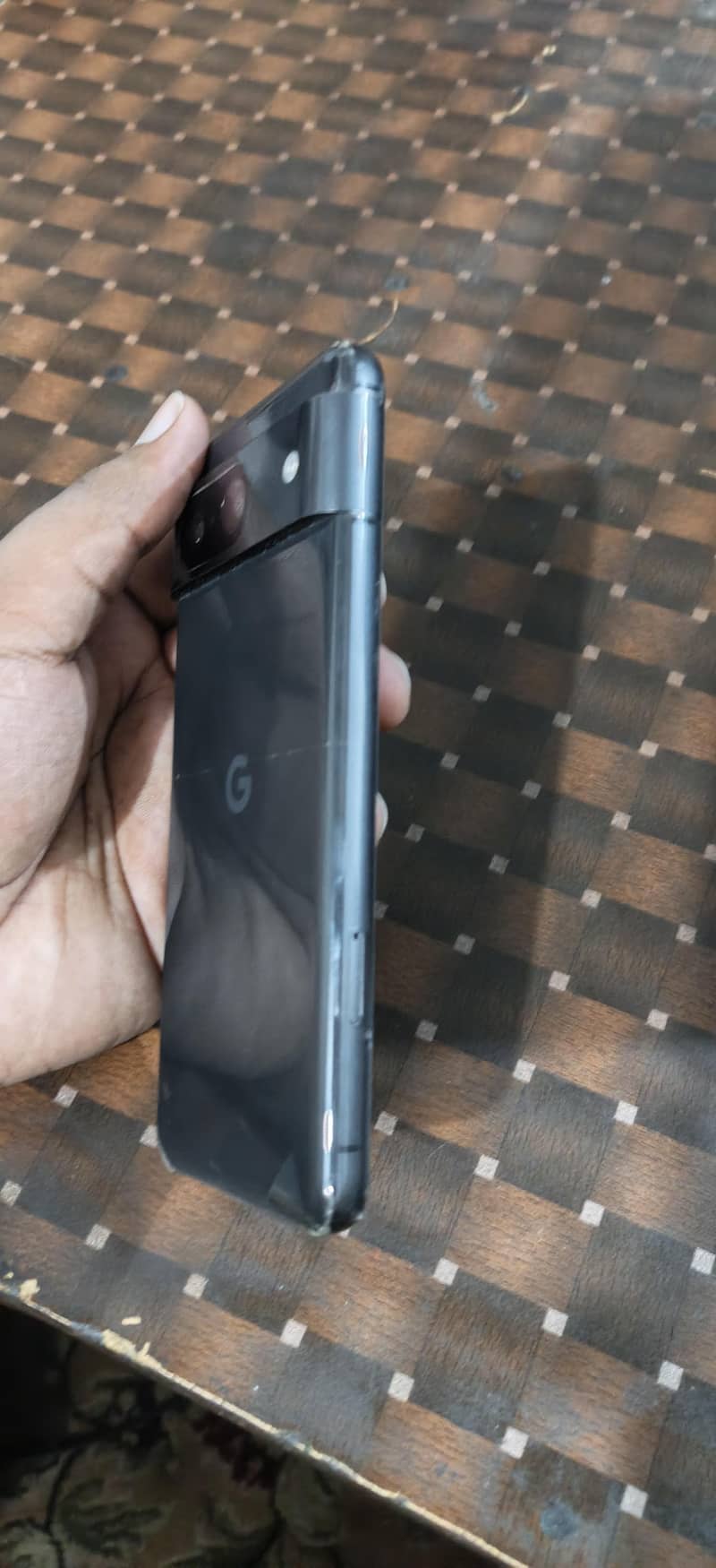 Google Pixel 8 4
