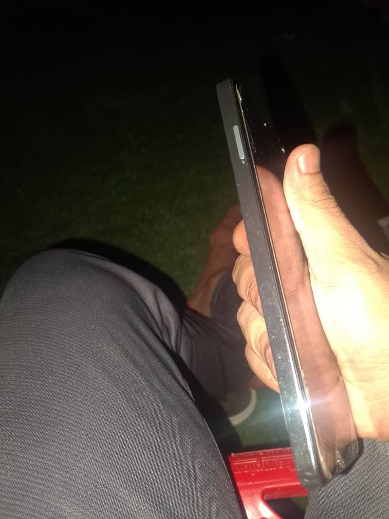 Tecno CAMON 20 2