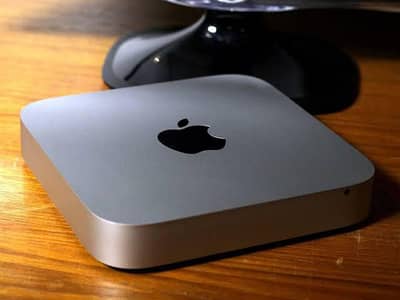 Apple Mac Mini 2014 late 128GB SSD 8GB Ram with  Dell 24" 1080p Dip