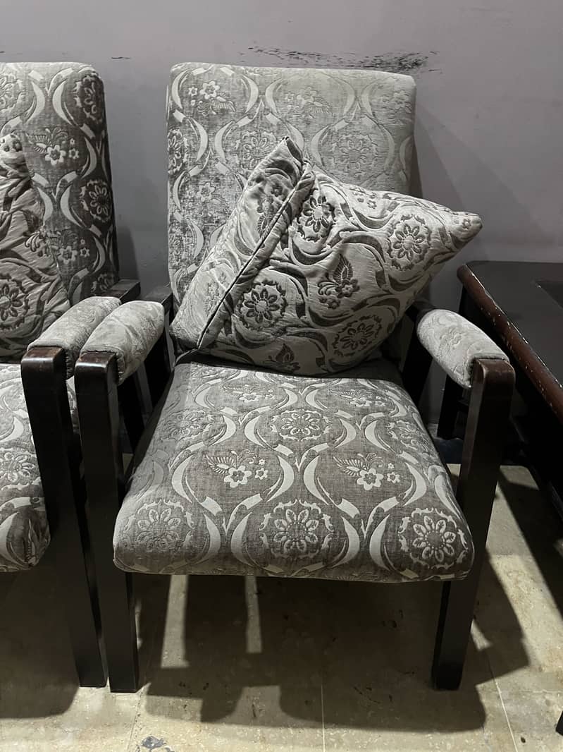 Sofa chairs 0