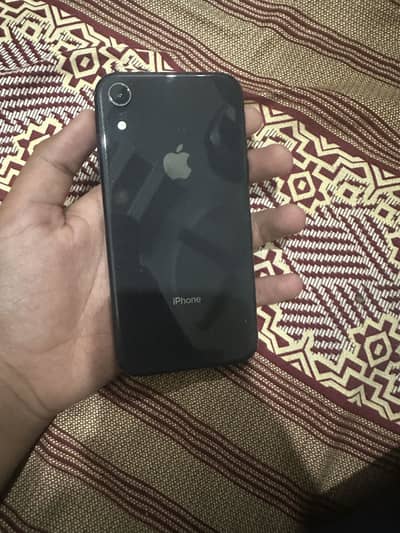 iPhone XR factory unlock