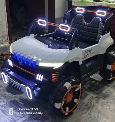 Kids Electric Jeep - Excellent Condition (with Lights & music)
