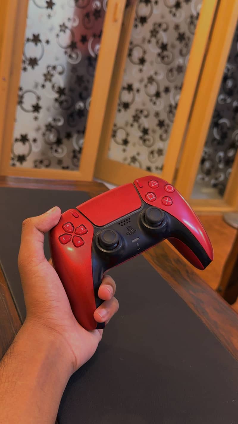 Ps5 Controller new (Red Edition) 1