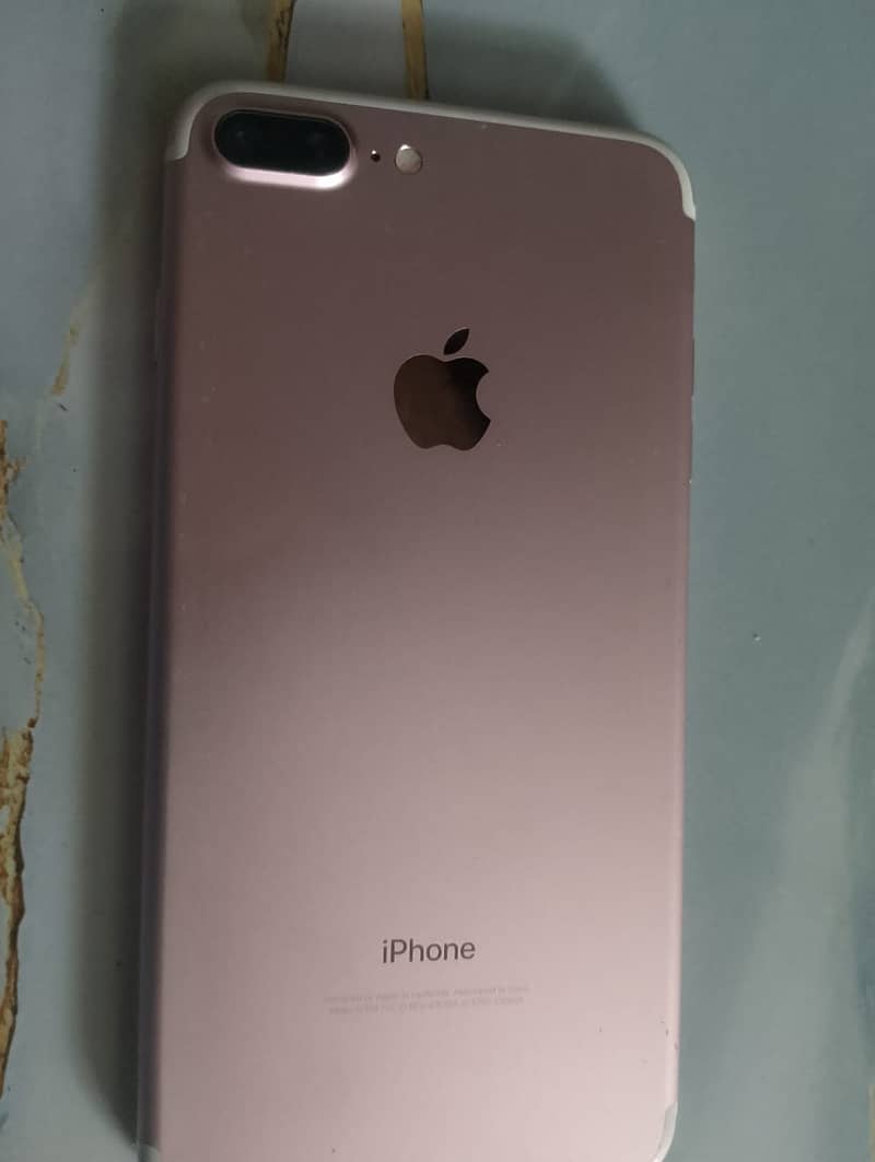 Apple iPhone 7 Plus 0
