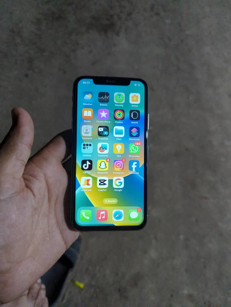 Apple iPhone X 1