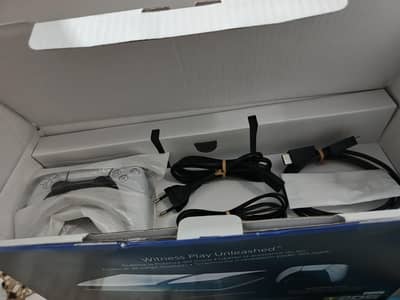 PS5 PRO Germany Imported - Mint Condition 10/10
