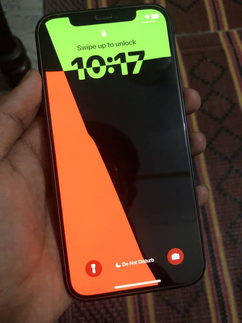 Apple iPhone 12 1