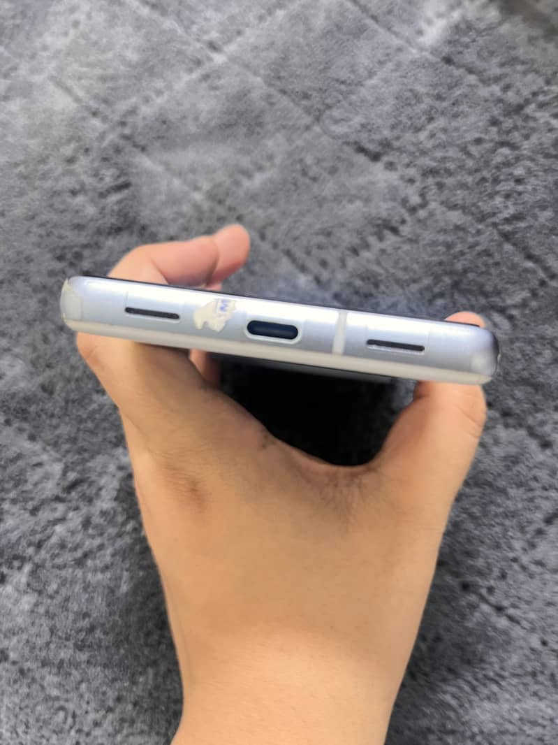 Google Pixel 7a 6