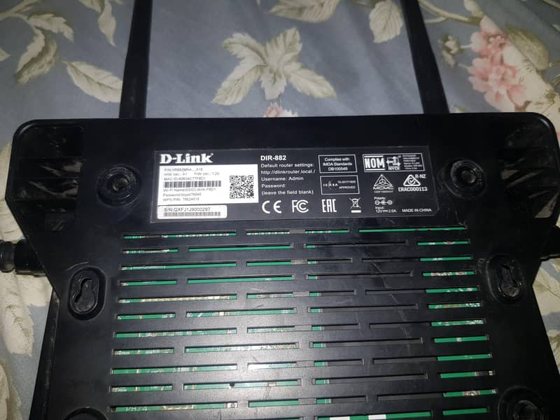 D-LINK DIR 882 1