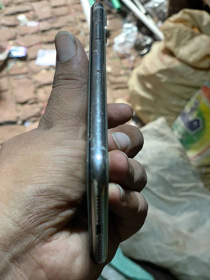 Apple iPhone X 1