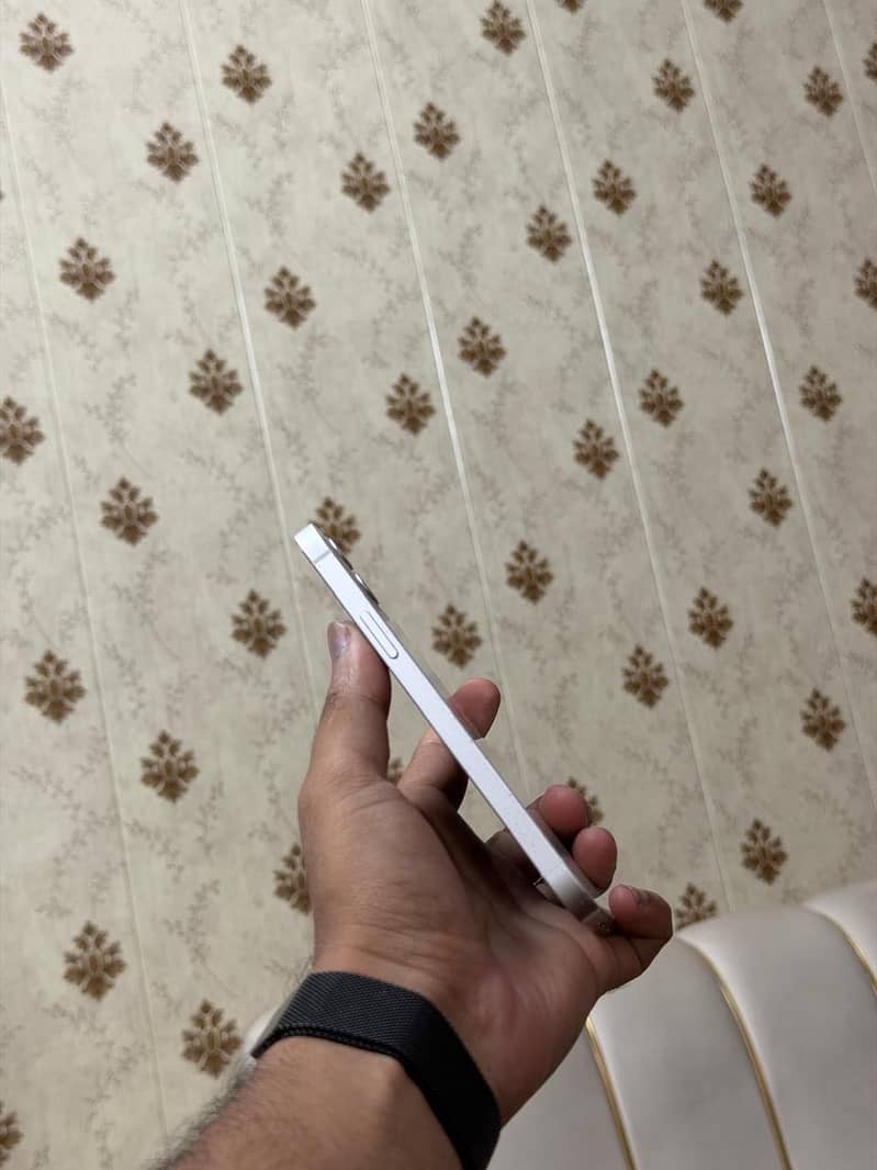 iphone 12 1