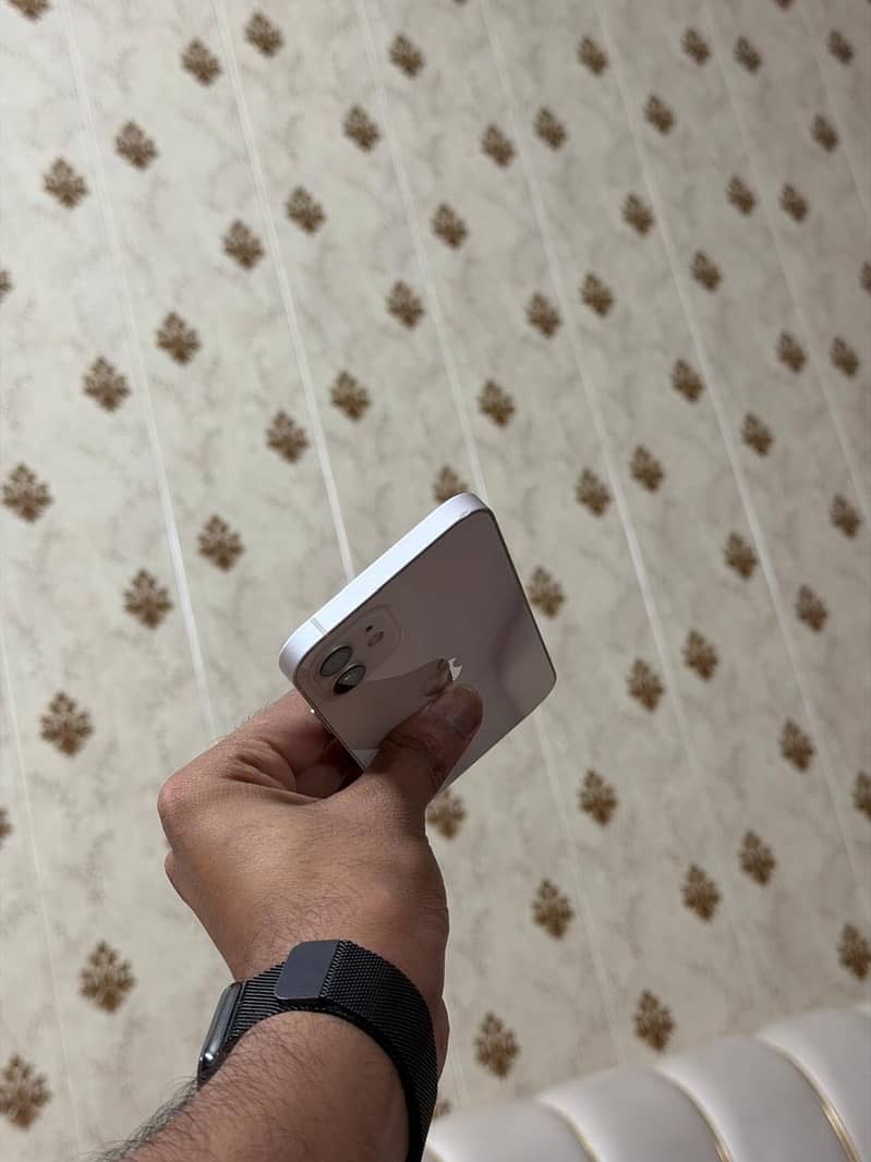 iphone 12 3
