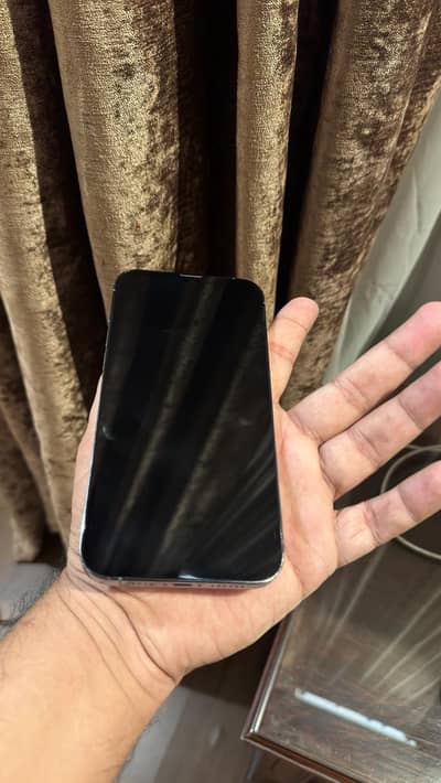 Selling My Iphone 13 Pro Max 128 GB 78% Battery health 9/10