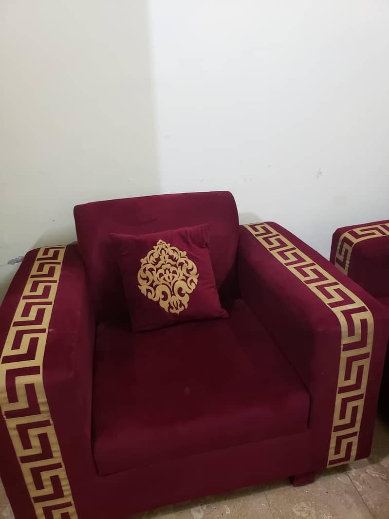 Beautiful Sofa Set  0