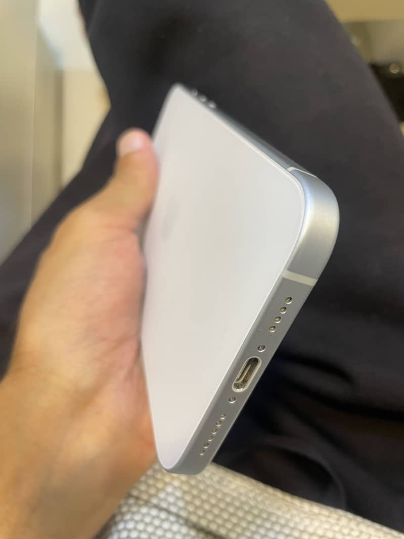 Iphone 15 plus 1