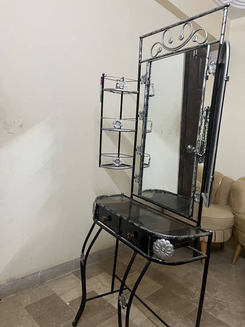 Bed+Cupboard+Showcase 5