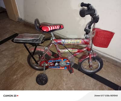 Excellent Condition Original Price: PKR 8,000 Gently Used Strong & Dur