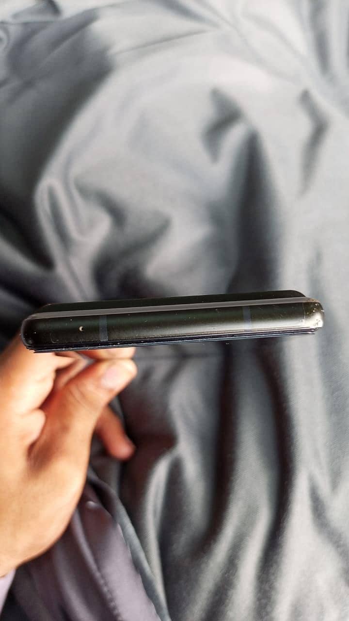 Google Pixel 6 4