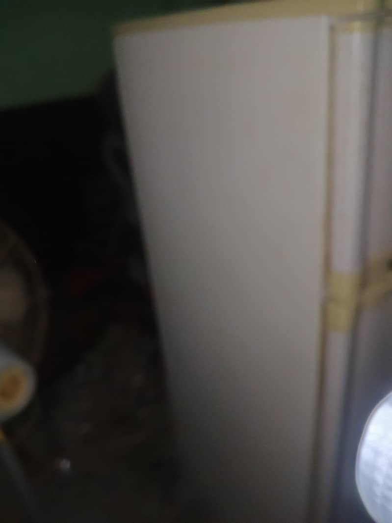 Refrigerator 1