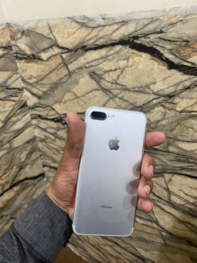 iPhone 7plus 128gb