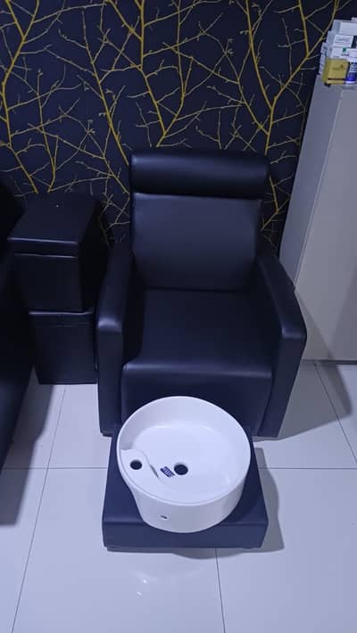 Meni Pedi Set for Salon- Good Quality