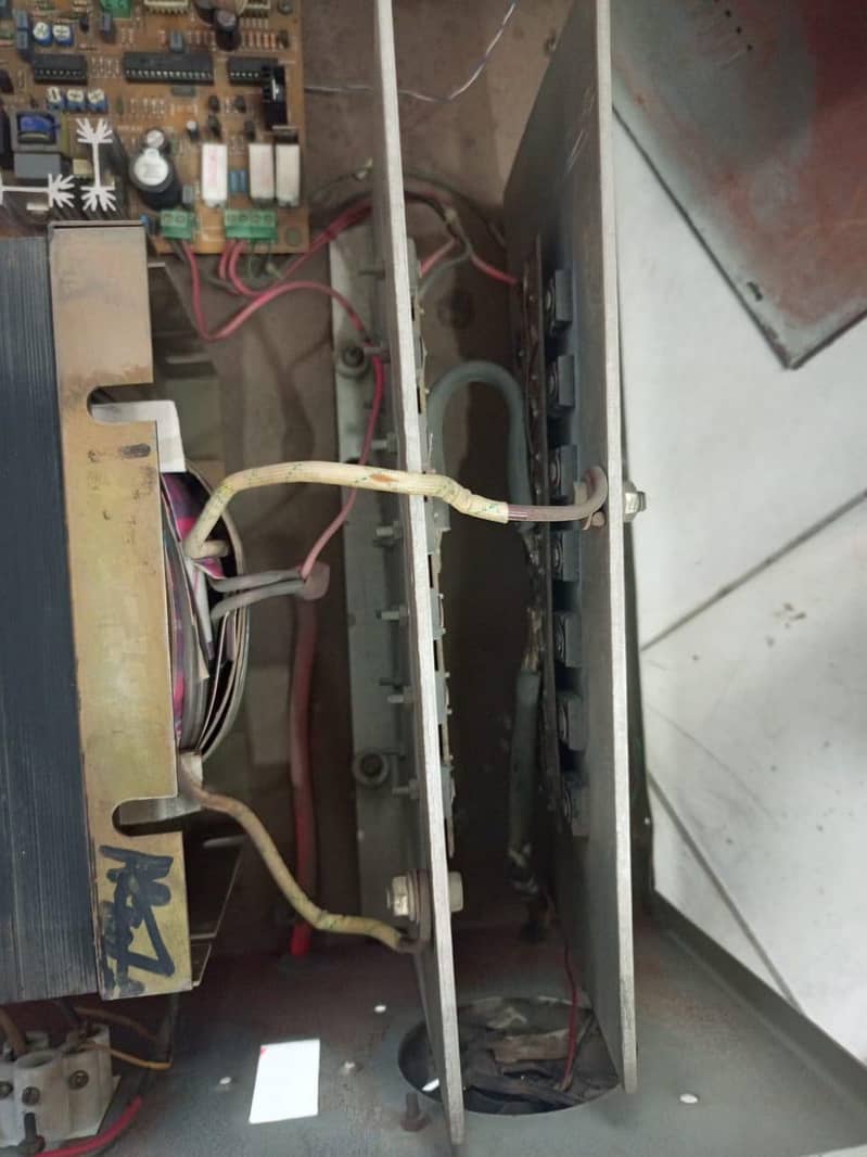 New condition,UPS 2