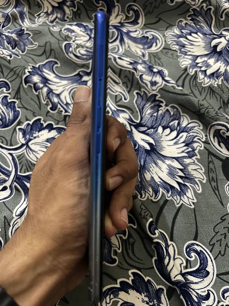 Oppo A54 3