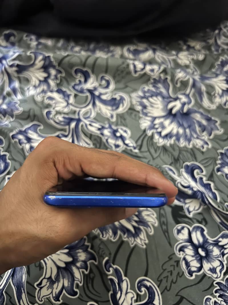 Oppo A54 4