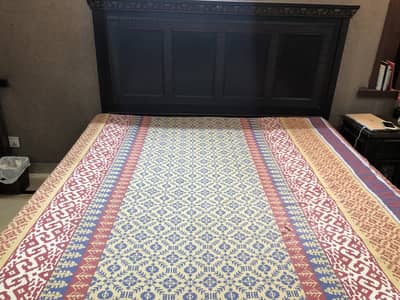 KING SIZE BED FOR SALE!!