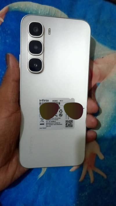 Infinix Hot 10