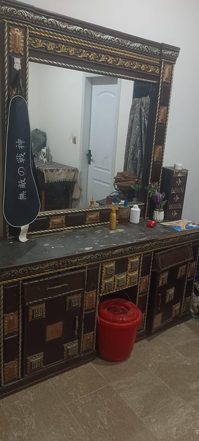 Dressing Table 2