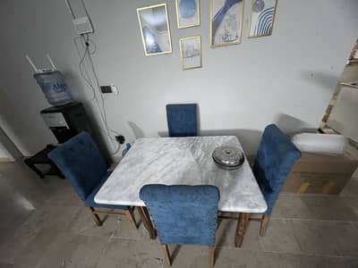 Almost new perfect condition dining table for urgent sale